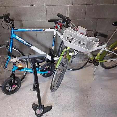 Prázdninový dům Maison Cosy & Jardin Prive Plages A 5 Min Tourville-sur-Sienne